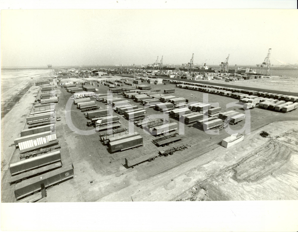 Fotografia d epoca originale 1979 MARSIGLIA F Veduta del porto con terminali e containers Fotografia 1