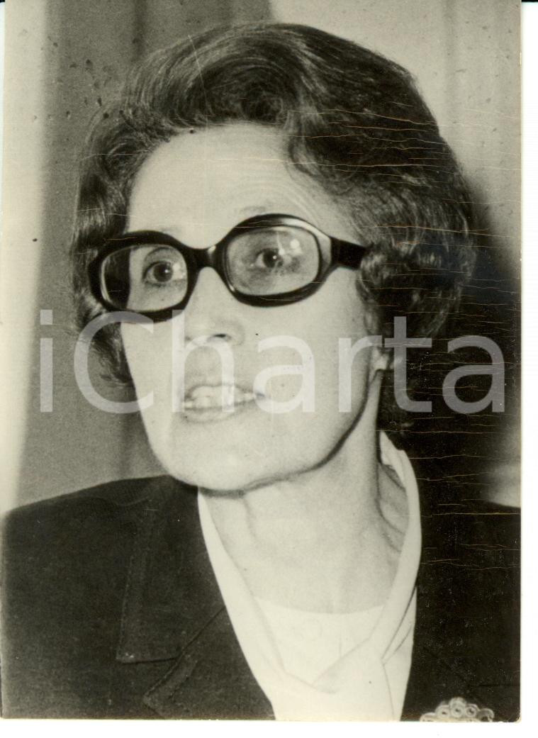 Fotografia d epoca originale 1970 ca PARIS Marie Madeleine DIENESCH Secretaire d Etat Photographie 6 x 8 1
