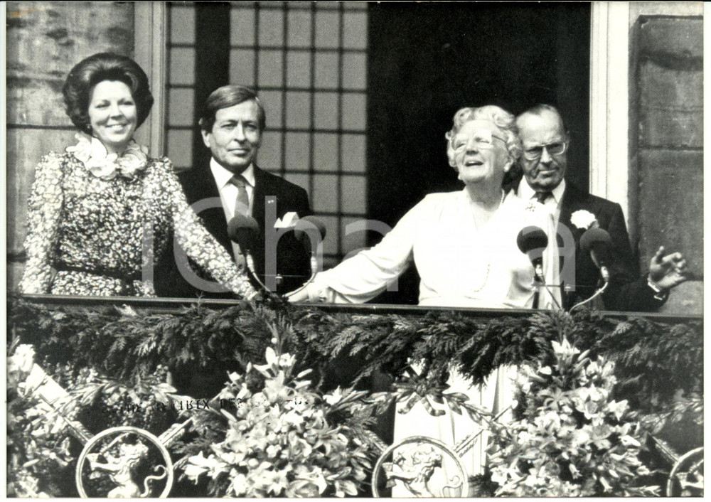 Fotografia d epoca originale 1990 PARIS F TELEVISION A2 ETOILES Reine Juliana de HOLLANDE Photo 1