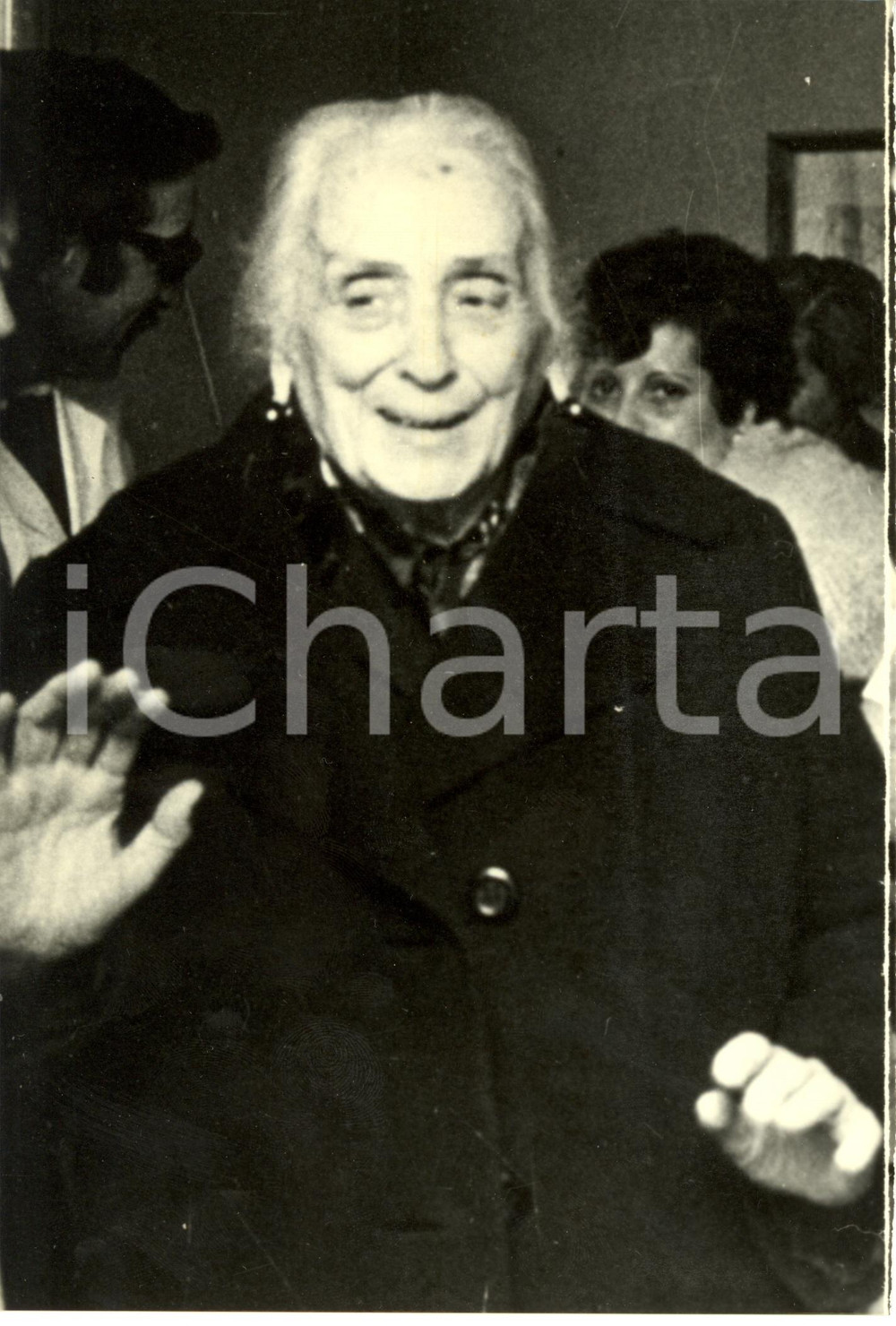 Fotografia d epoca originale 1989 MADRID Dolores IBARRURI GOMEZ PASIONARIA Guerra civile Ritratto a 93 anni 1