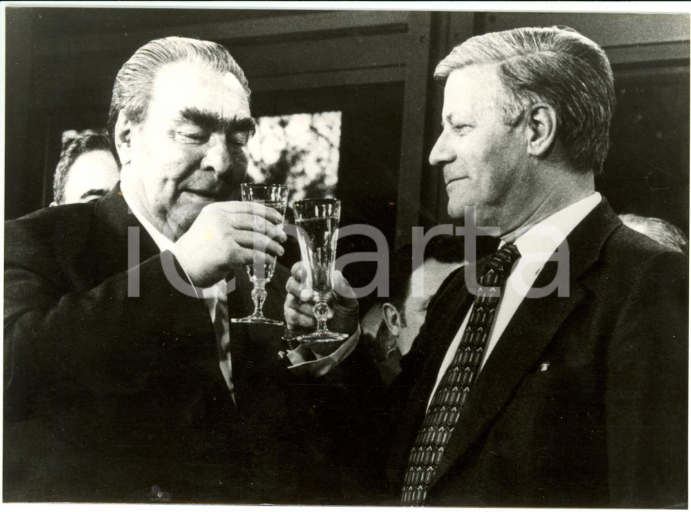 Fotografia d epoca originale 1978 BONN D LÃ©onid ILITCH BREZNEV e Helmut SCHMIDT brindano accordo economico 1