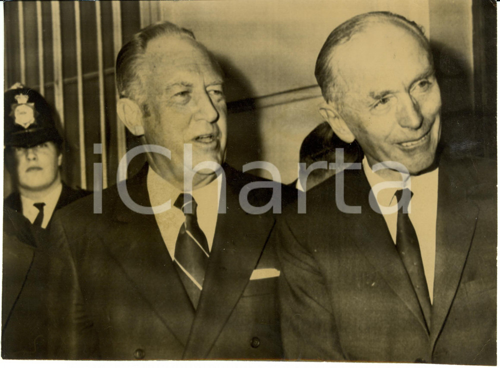 Fotografia d epoca originale 1971 LONDON Conferenza OTASE William PIERCE ROGERS e Alec DOUGLASHOME Foto 1
