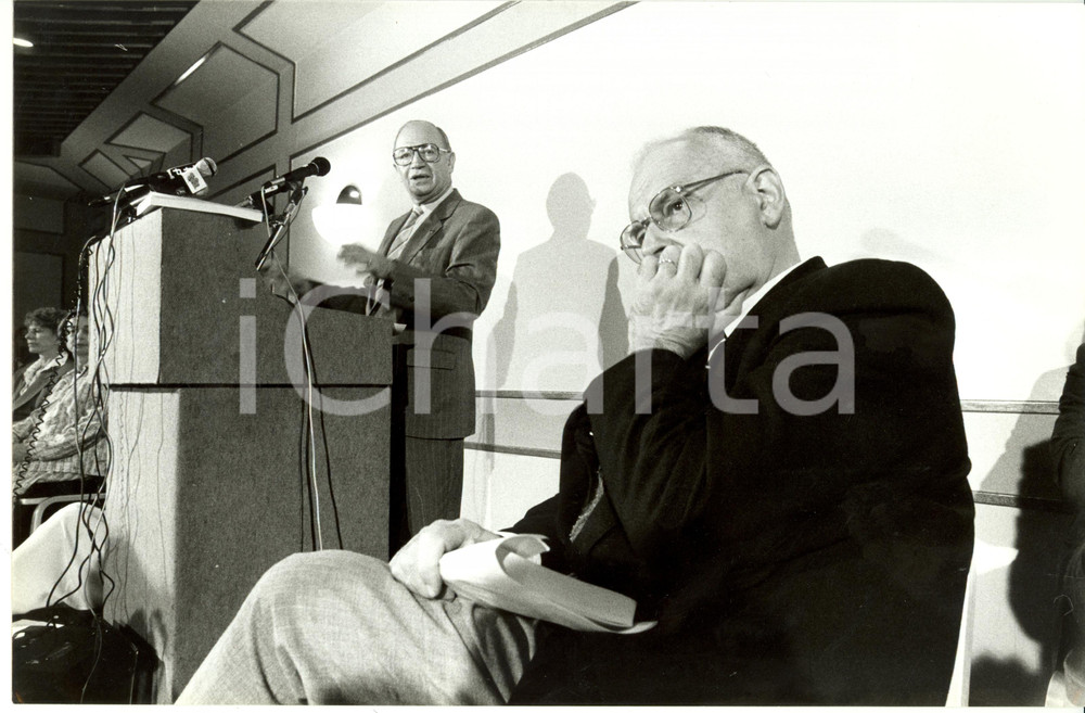 Fotografia d epoca originale 1987 PARIS AIR FRANCE Marceau LONG Amministratore delegato conferenza stampa 1