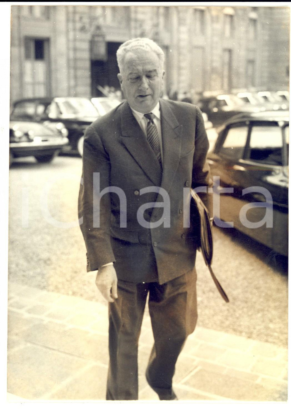 Fotografia d epoca originale 1962 PARIS F Louis JOXE ministro Affari algerini arriva all ELISEO Ritratto 1
