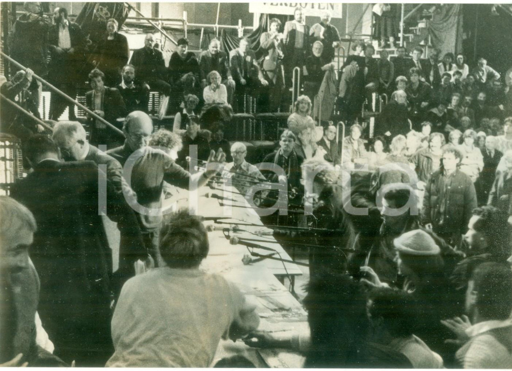 Fotografia d epoca originale 1986 SVIZZERA DISASTRO SANDOZ Conferenza stampa dopo disastro chimico Fotografia 1