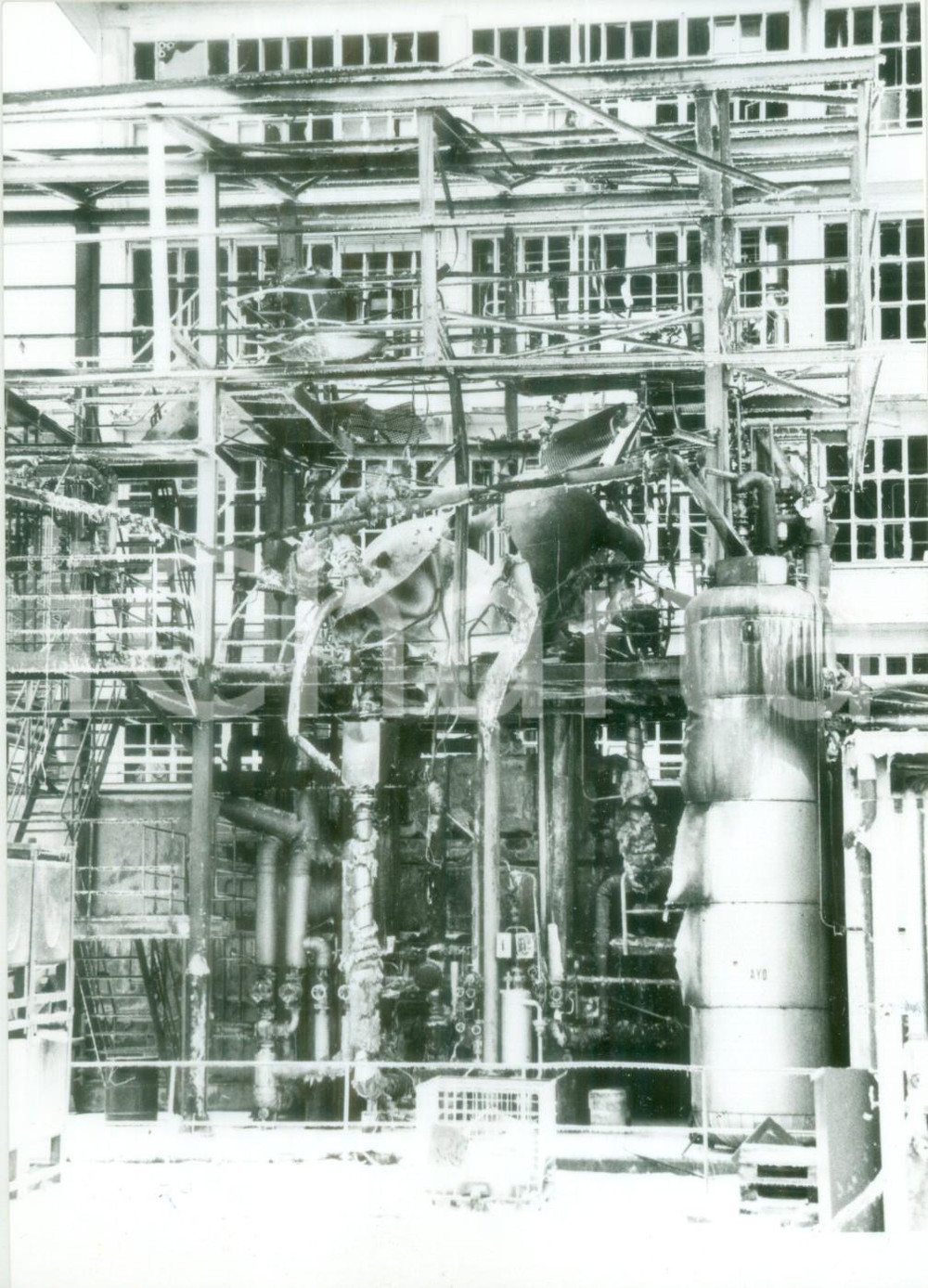 Fotografia d epoca originale 1987 BASEL SVIZZERA Crollo del reattore della fabbrica SANDOZ Fotografia 1