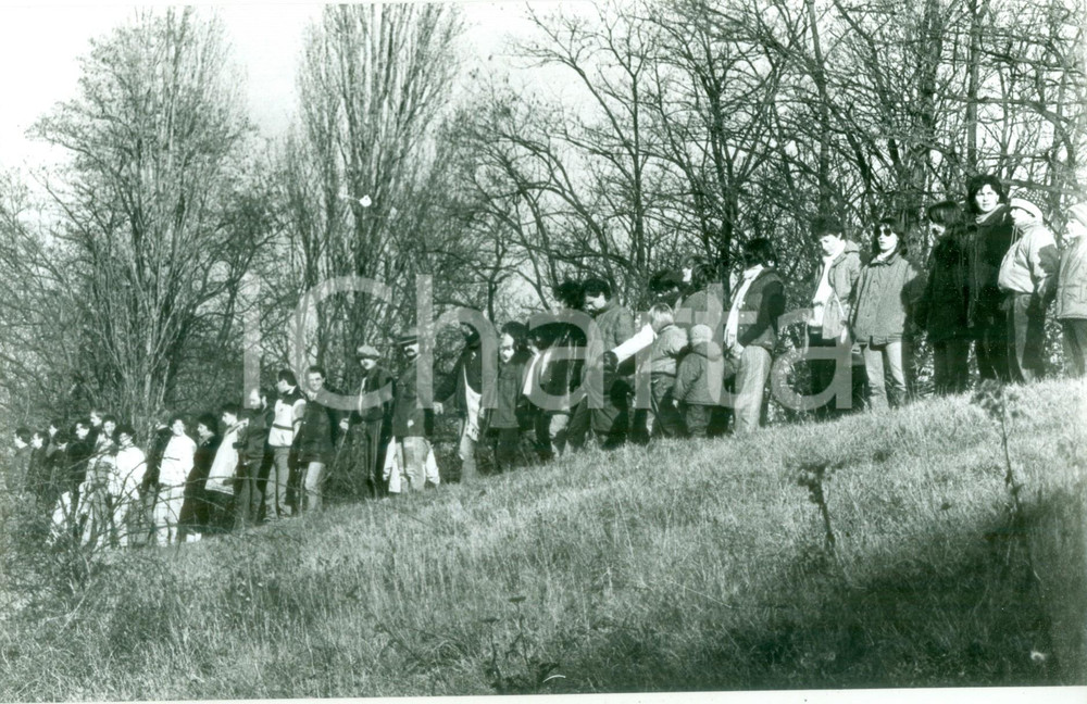 Fotografia d epoca originale 1986 NEUENBURG GERMANIA Catena umana Pont de ChalampÃ© contro SANDOZ Foto 1