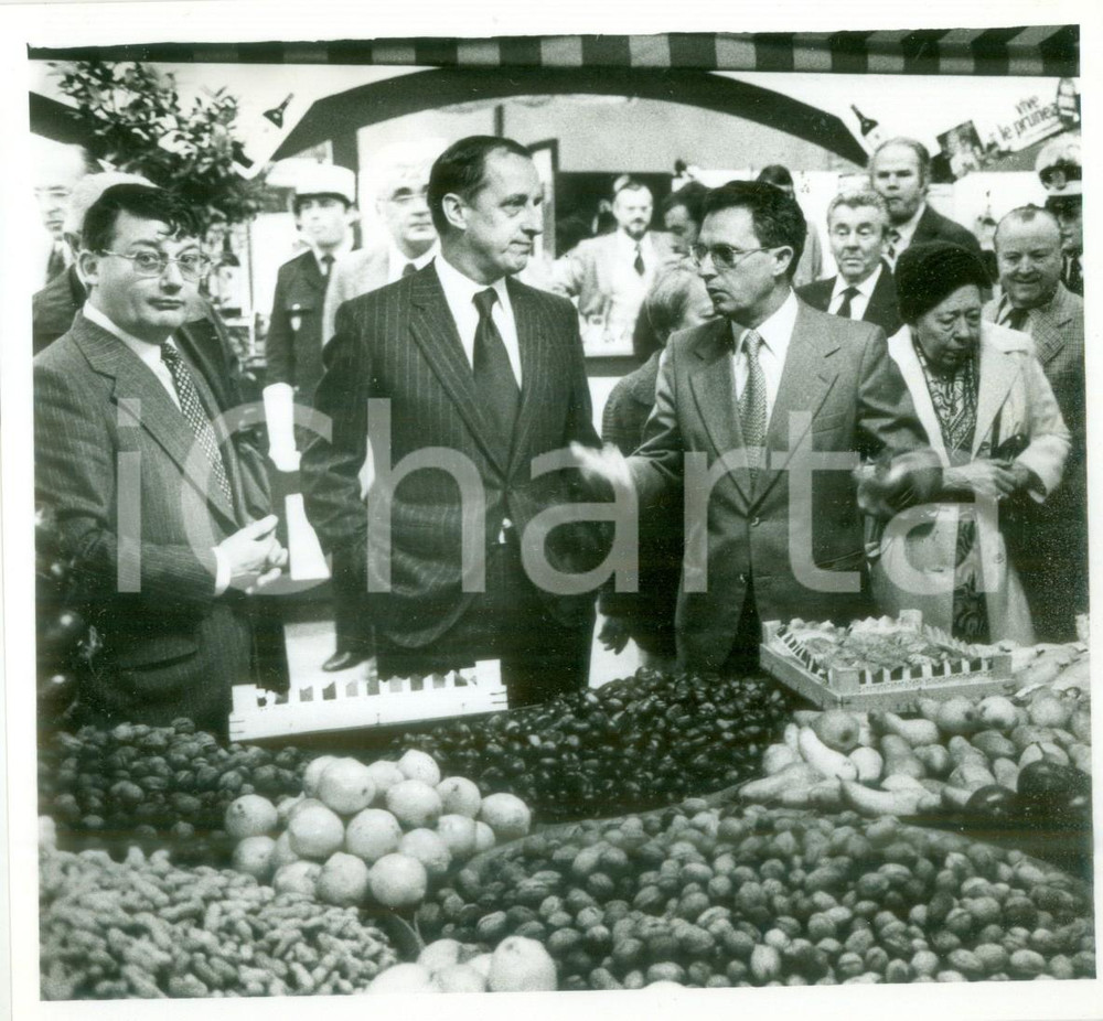 Fotografia d epoca originale 1979 MULHOUSE F AutoritÃ  visitano mercatini alle JournÃ©es d Octobre Fotografia 1