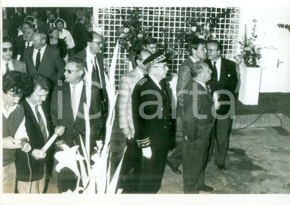 Fotografia d epoca originale 1990 ca MULHOUSE F AutoritÃ  militari alle JournÃ©es d Octobre Fotografia 1