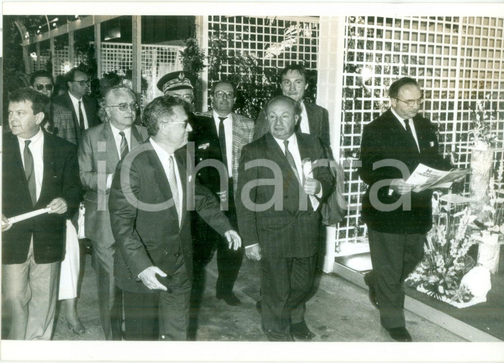 1990 ca MULHOUSE (F) Autorità varie in visita alle Journées d'Octobre Fotografia
