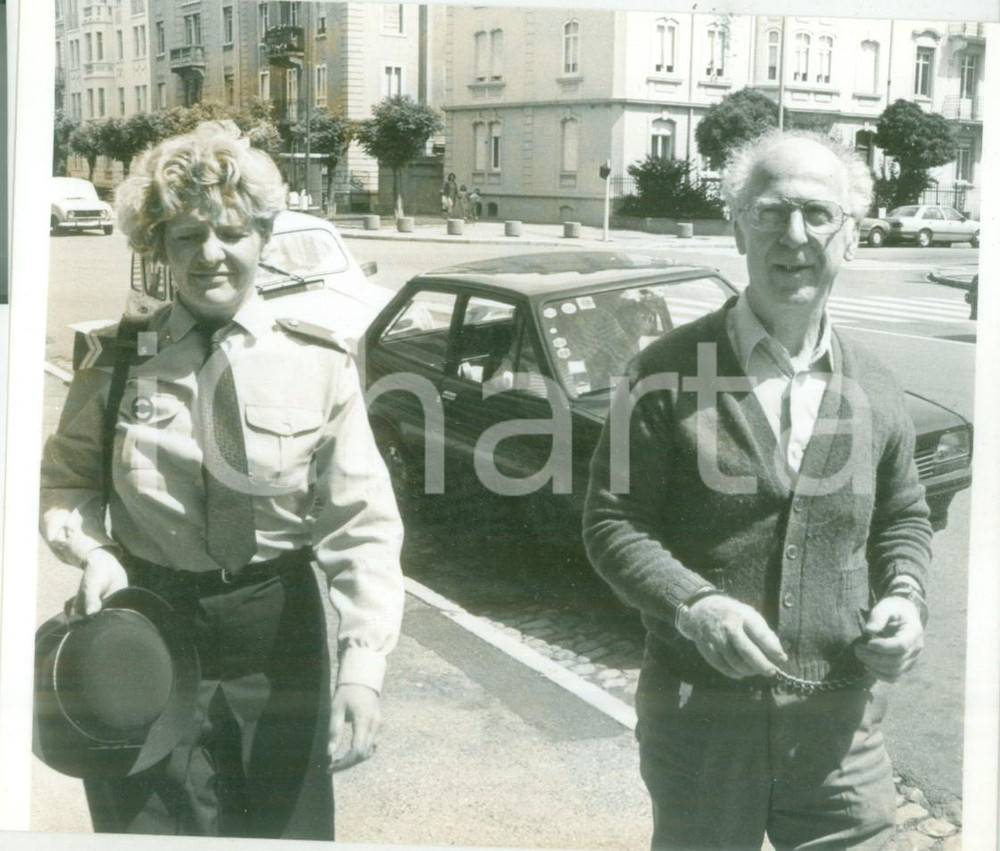 Fotografia d epoca originale 1980 ca BAR HARBOR, MAINE USA  Garry DAVIS inventore del WORLD PASSPORT Foto 1