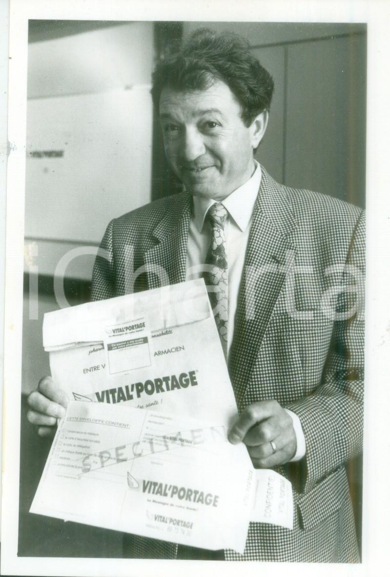 Fotografia d epoca originale 1991 RIBEAUVILLÃ‰ FRANCE Nuovo servizio di medicine a domicilio Fotografia 1