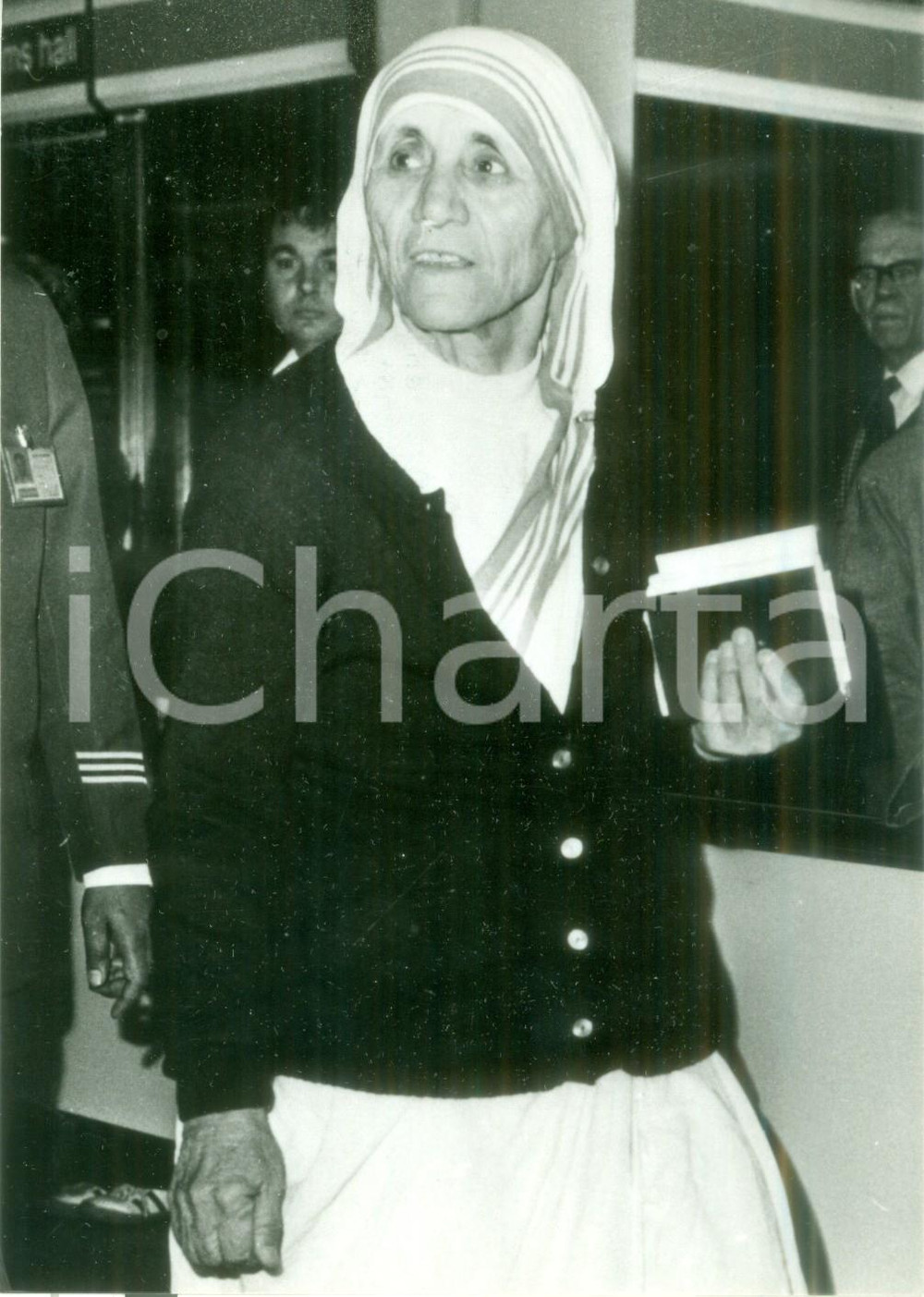 Fotografia d epoca originale 1984 PARIS Attrice Glenda JACKSON nei panni di Madre Teresa di CALCUTTA Foto 1