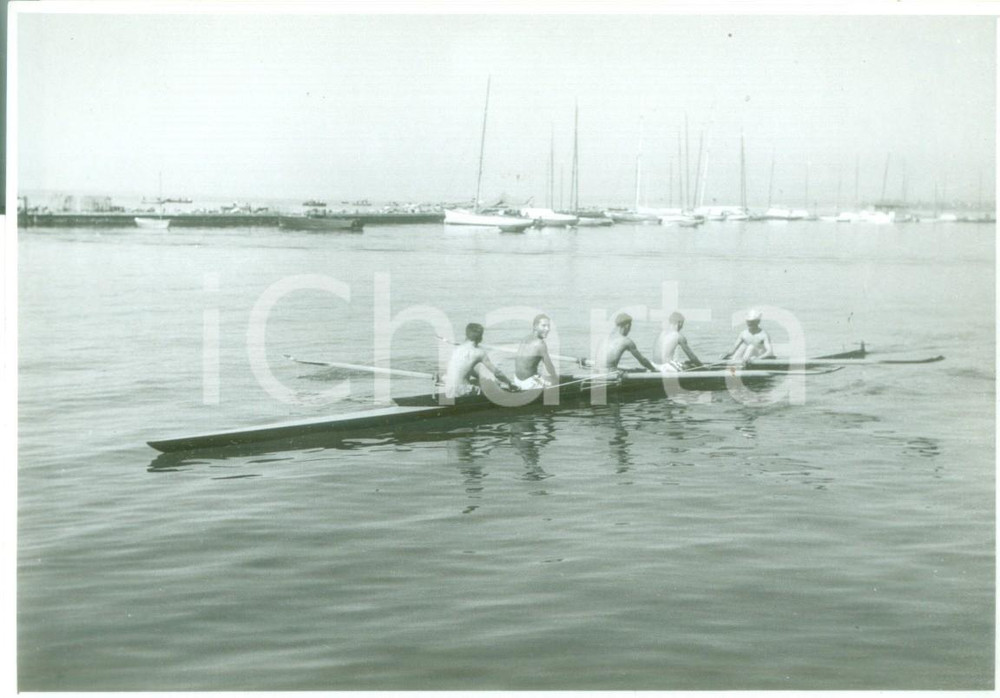 Fotografia d epoca originale 1955 ca SVIZZERA CANOTTAGGIO Allenamenti a quattro Fotografia 1