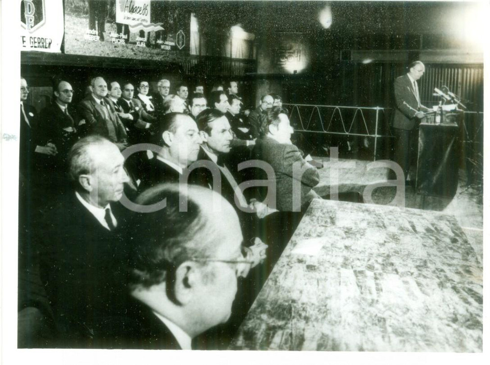 Fotografia d epoca originale 1986 ALSACE FRANCE Politico Raymond BARRE a un incontro ufficiale Fotografia 1