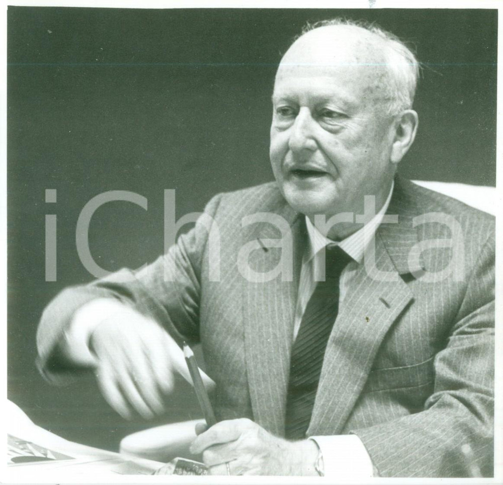 Fotografia d epoca originale 1990 ca STRASBOURG FRANCE Politico Pierre PFLIMLIN a un convegno Fotografia 1