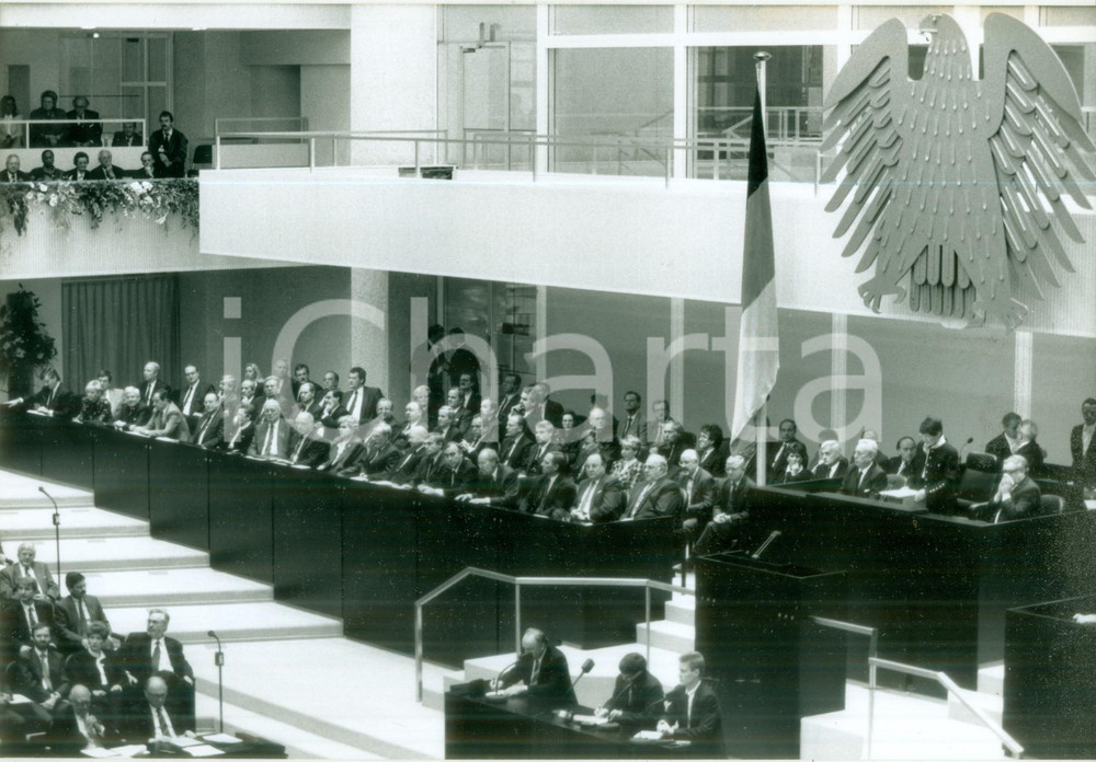 Fotografia d epoca originale 1990 ca BONN GERMANIA Prima seduta del Parlamento nel PLENARSAAL Fotografia 1