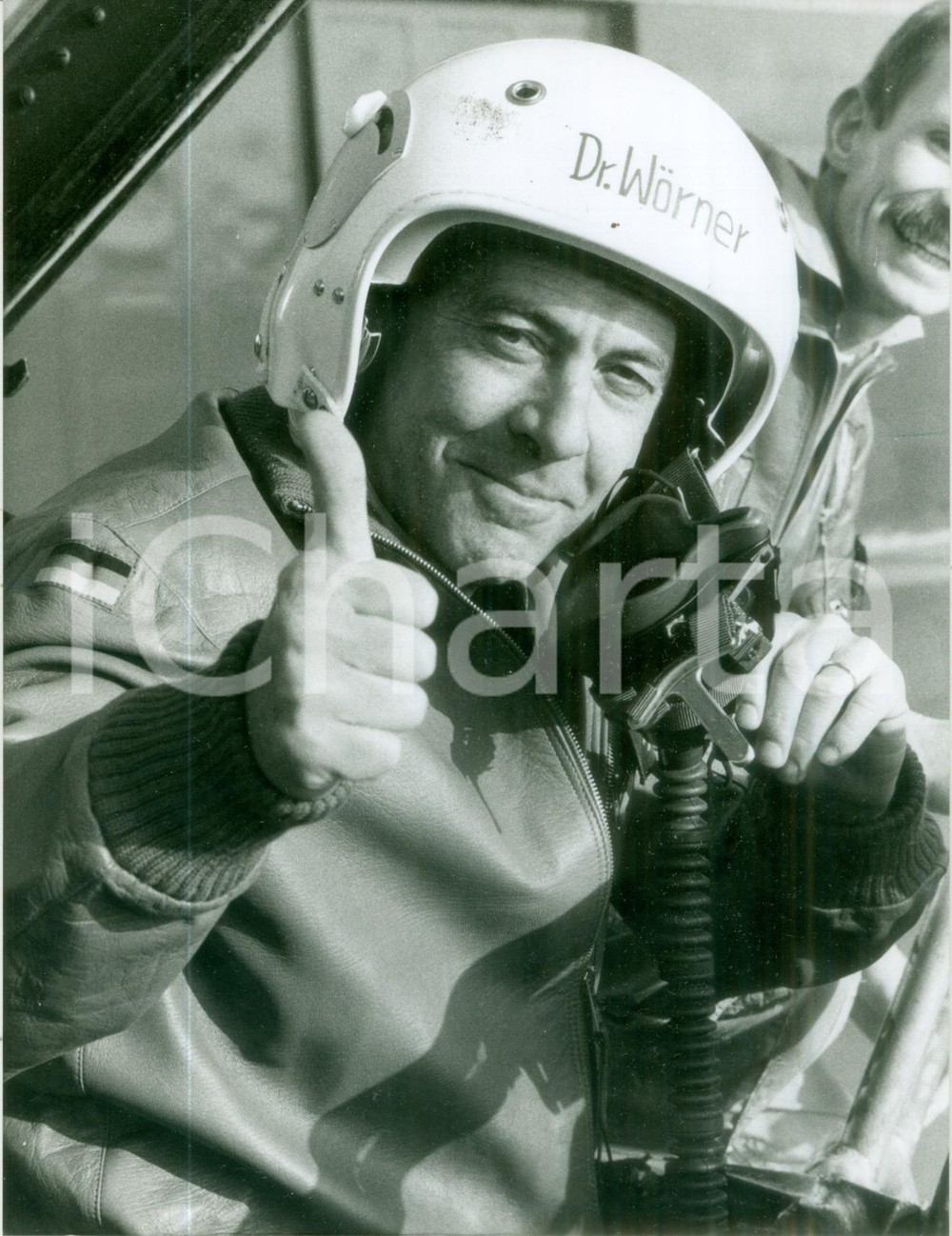 Fotografia d epoca originale 1982 BONN Ministro Manfred WORNER su aereo F4F PHANTOM Fotografia 1