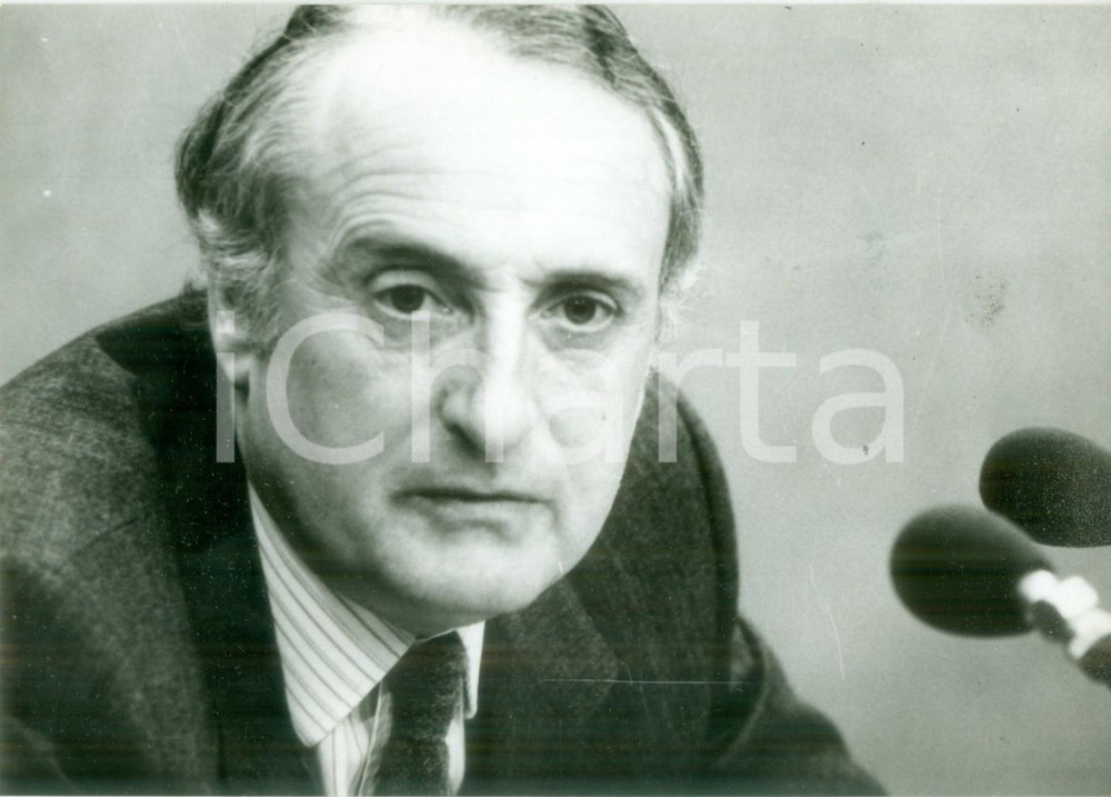Fotografia d epoca originale 1981 PARIS JeanFranÃ§ois DENIAU in un faccia a faccia su TF1 Fotografia 1