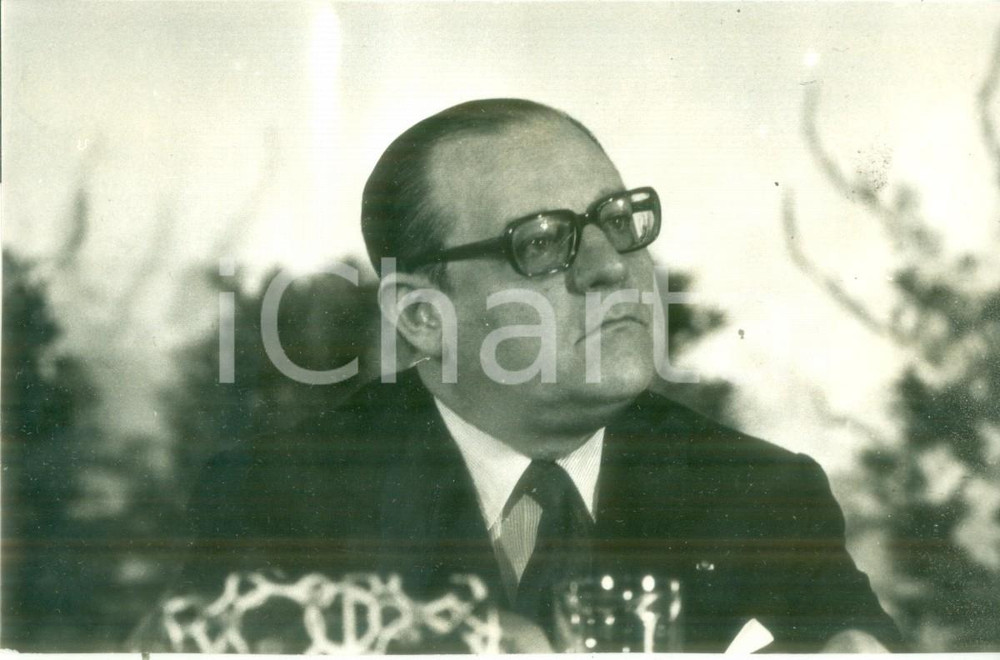 Fotografia d epoca originale 1975 STRASBOURG FRANCE Politico Raymond BARRE in conferenza stampa Fotografia 1