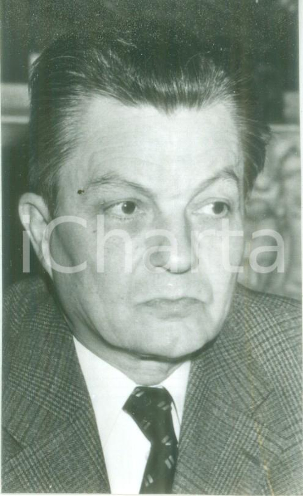 Fotografia d epoca originale 1975 ca PARIS FRANCE L uomo politico Jacques CHARTRON Foto 1
