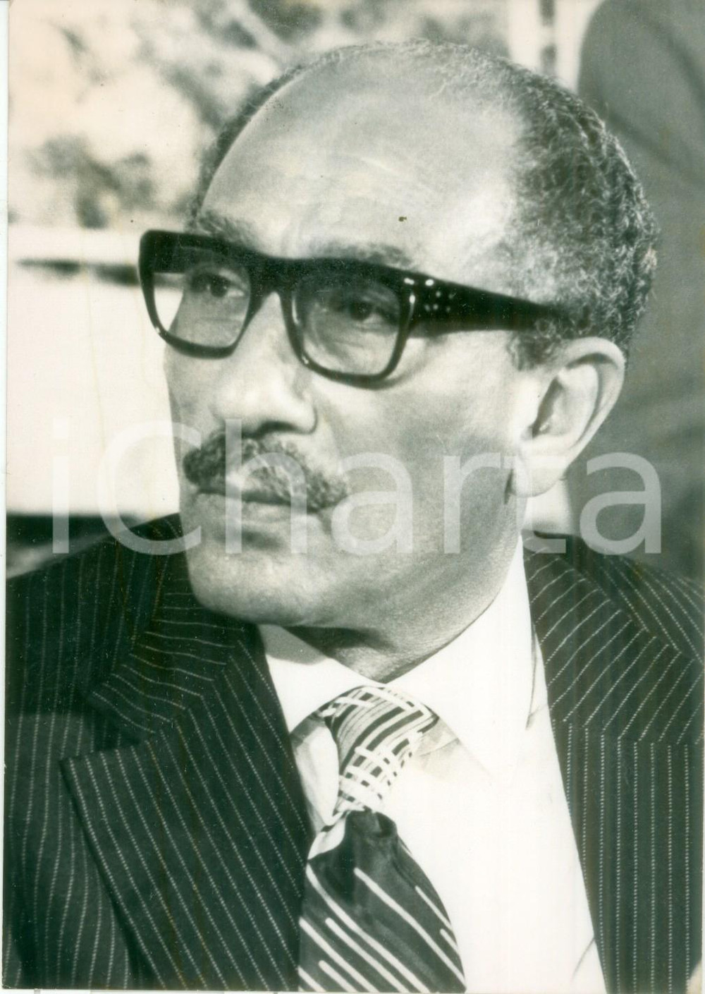 Fotografia d epoca originale 1975 PARIS FRANCE Il presidente egiziano Anouar ELSADATE Fotografia 1