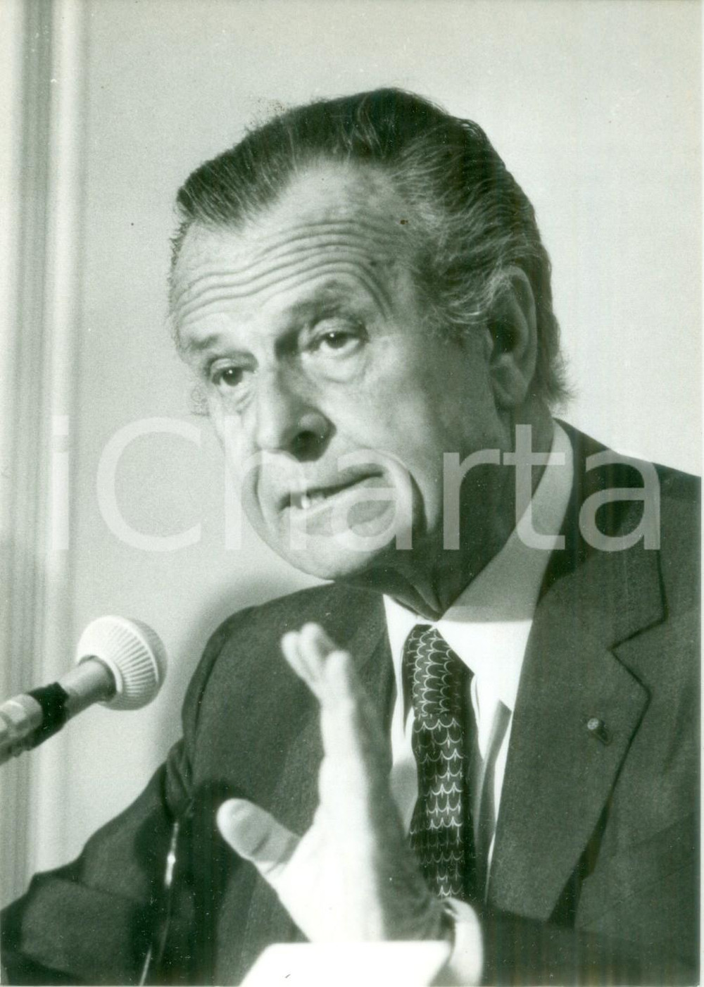 Fotografia d epoca originale 1985 PARIS Jean LECANUET Presidente dell U.D.F. in Commissione Difesa Fotografia 1