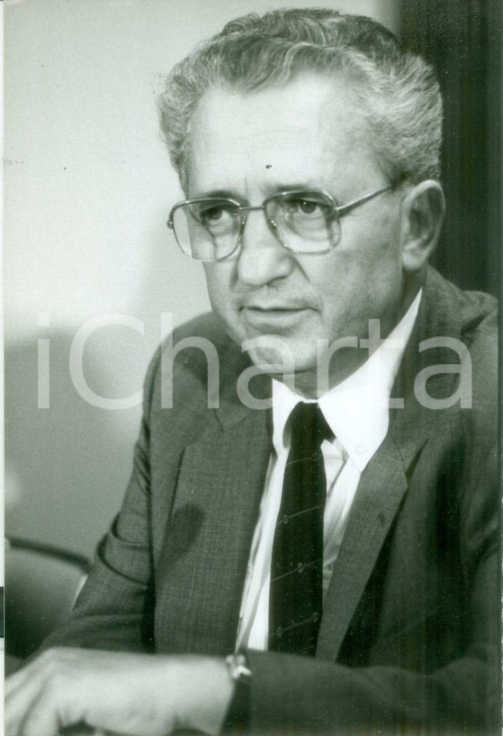 Fotografia d epoca originale 1987 PARIS Edmond MAIRE Segretario CFDT in conferenza stampa Foto 1