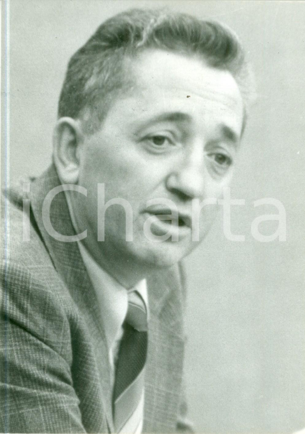 Fotografia d epoca originale 1982 PARIS Edmond MAIRE si prepara per congresso generale della CFDT Fotografia 1