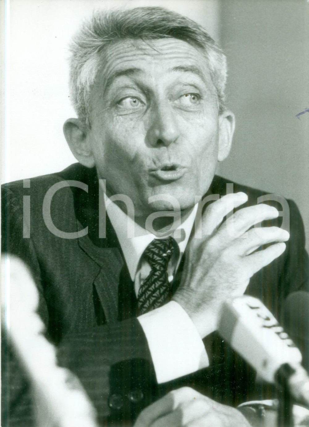 Fotografia d epoca originale 1979 PARIS Bernard PONS in conferenza stampa Fotografia 1