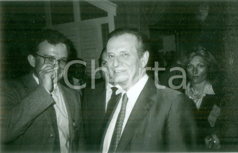Fotografia d epoca originale 1990 ca PARIS Jean LECANUET durante un incontro pubblico Fotografia 1