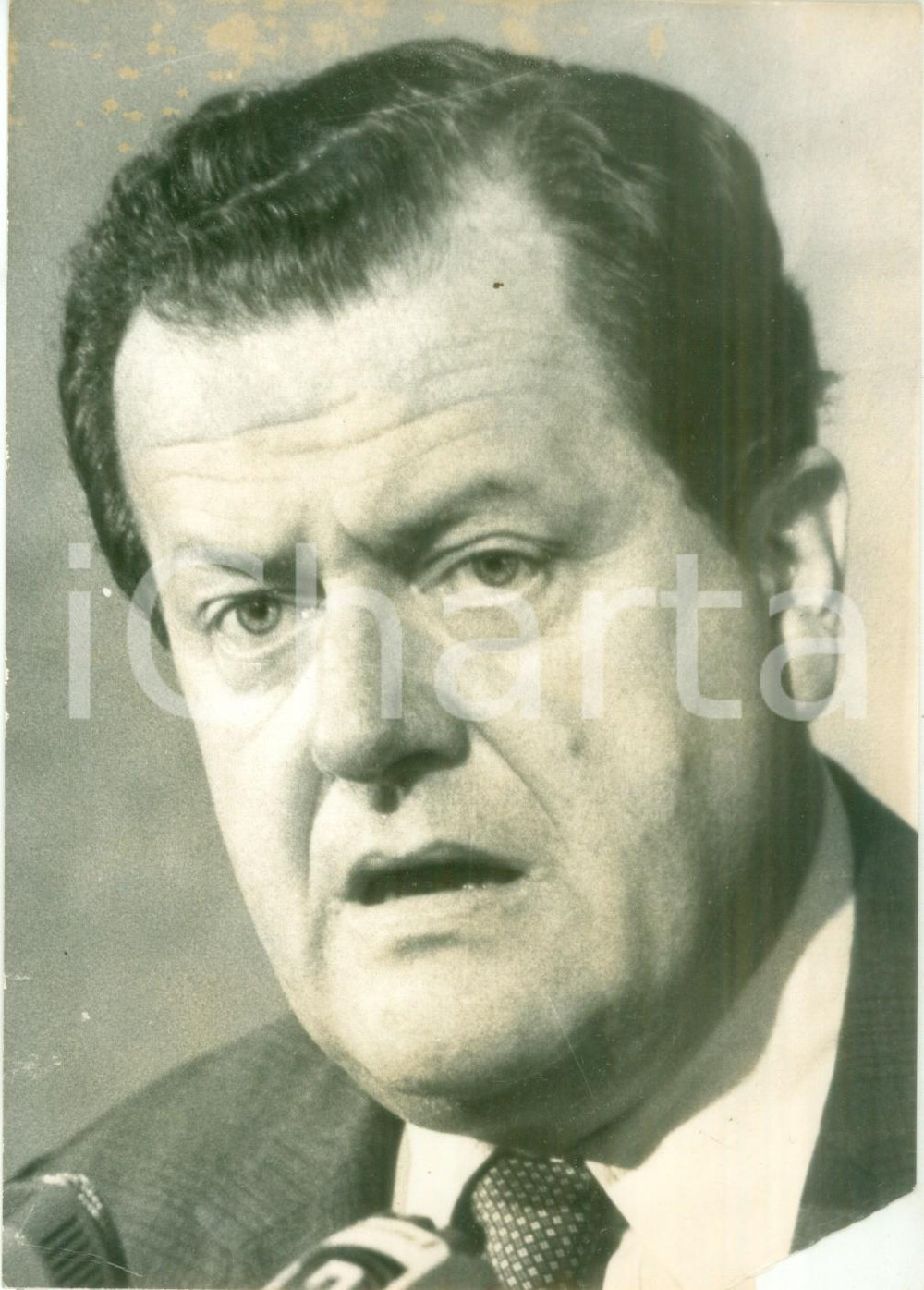Fotografia d epoca originale 1972 PARIS Olivier GUICHARD nella trasmissione A Armes Egales Foto DANNEGGIATA 1