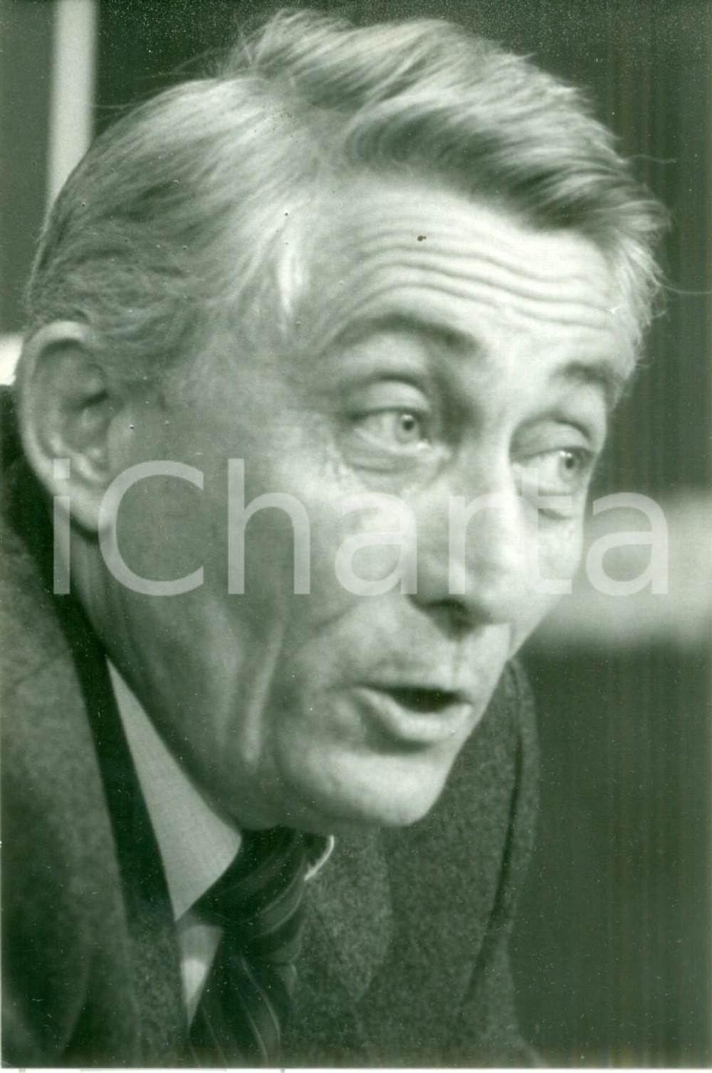 Fotografia d epoca originale 1988 PARIS Ministro Bernard PONS parla all Hotel MATIGNON Fotografia 1