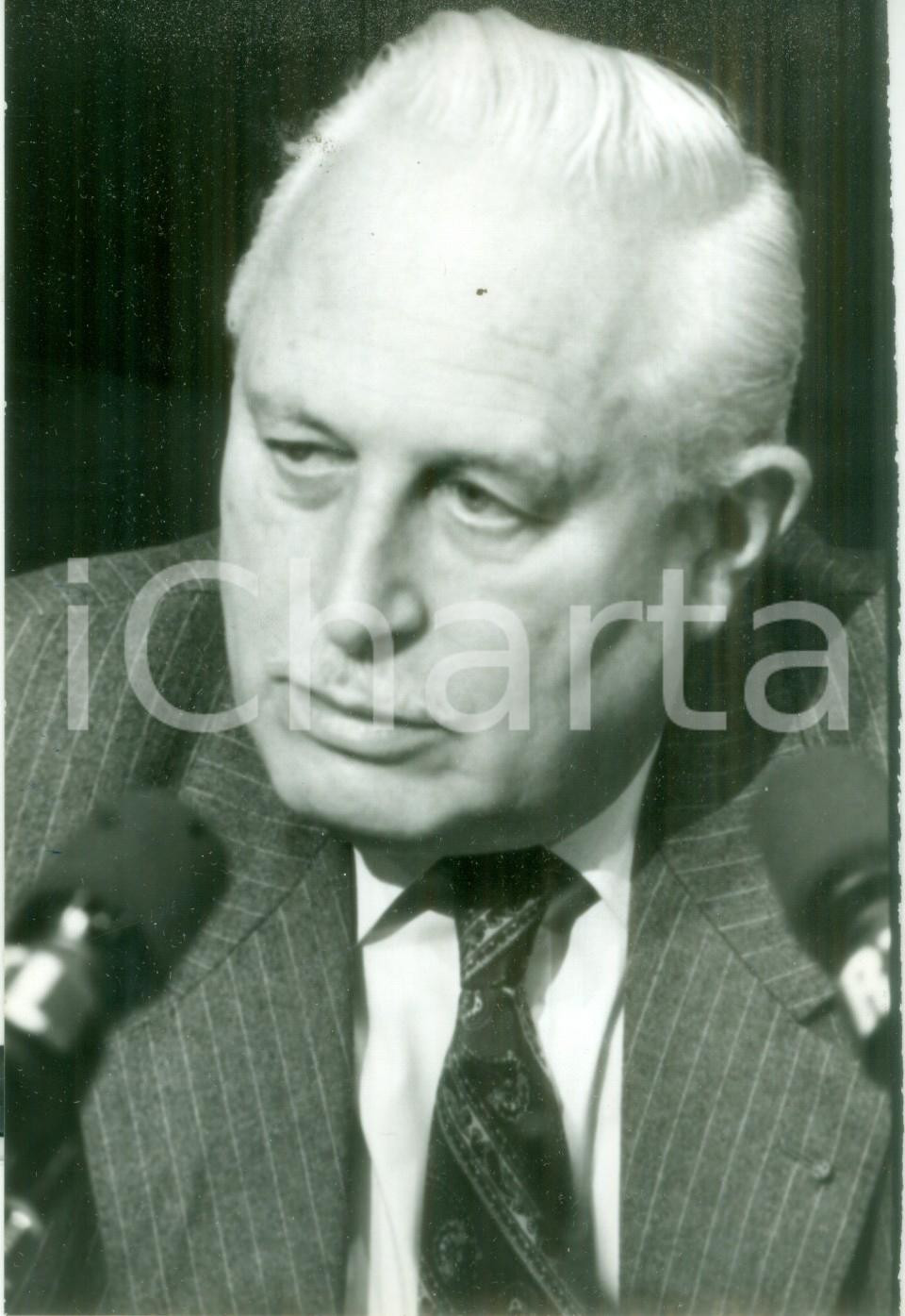 Fotografia d epoca originale 1987 PARIS Ministro AndrÃ© GIRAUD al Grand Jury RTL LE MONDE Fotografia 1