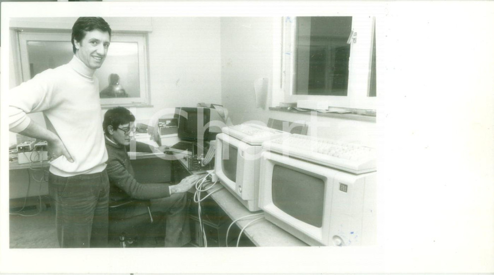 Fotografia d epoca originale 1983 MARLENHEIM F Impiegati di una societÃ  informatica al lavoro Fotografia 1
