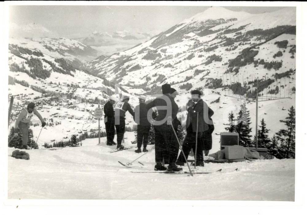 Fotografia d epoca originale 1950 ca SWITZERLAND Campionati SCI DI FONDO Atleti provano sugli sci Fotografia 1