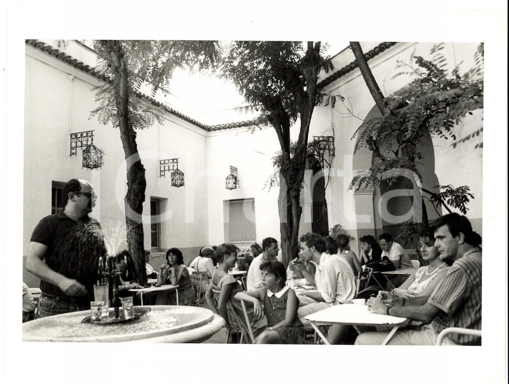 Fotografia d epoca originale 1992 MOSQUEE DE PARIS Veduta del bar interno Foto Noel MONIER 1