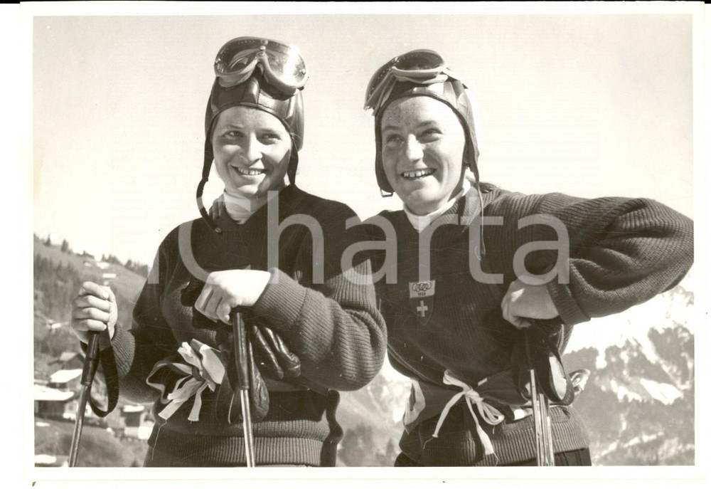 Fotografia d epoca originale 1950 ca SWITZERLAND Campionati SCI ALPINO Rosa e Annemarie WASER Foto 1