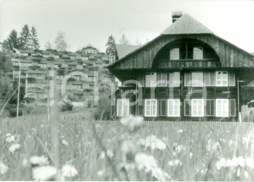 Fotografia d epoca originale 1994 SVIZZERA Il set dei reportage di FranÃ§ois ENDERLIN Fotografia cm 18 x 12 1