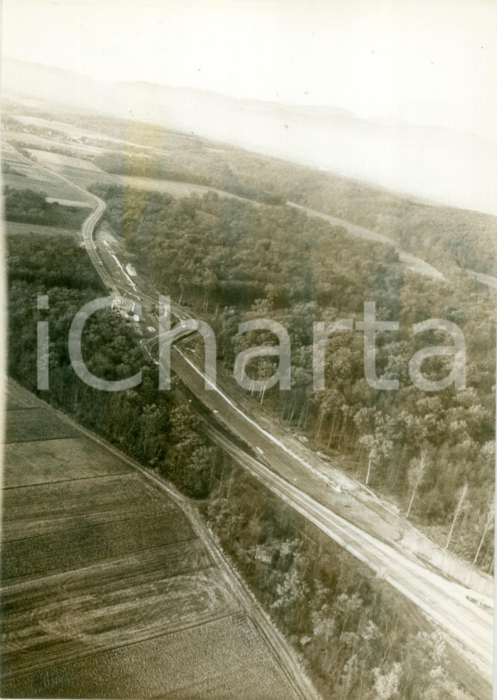 Fotografia d epoca originale 1985 ca BURNHAUPTLEHAUT F Costruzione nuova autostrada Fotografia cm 16 x 23 1