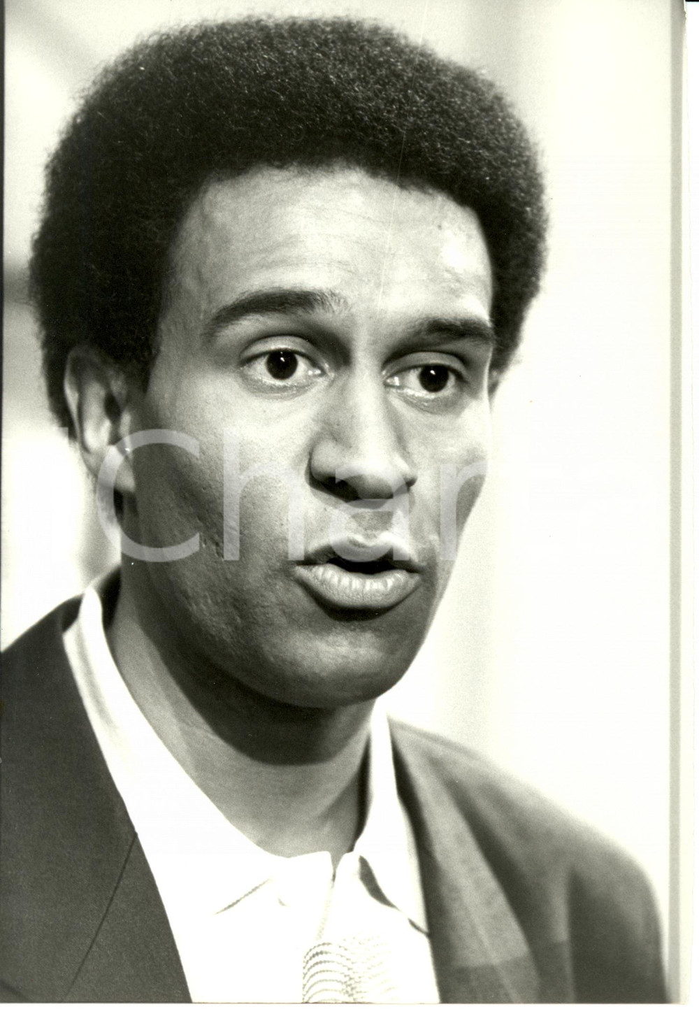 Fotografia d epoca originale 1987 PARIS Harlem DESIRE President SOS RACISME invitÃ© emission L HEURE DE VERITE 1