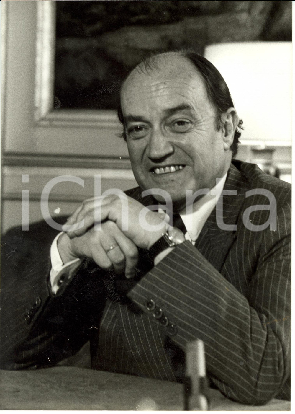 Fotografia d epoca originale 1981 PARIS Claude CHEYSSON nuovo ministro delle Relazioni Estere Foto 1