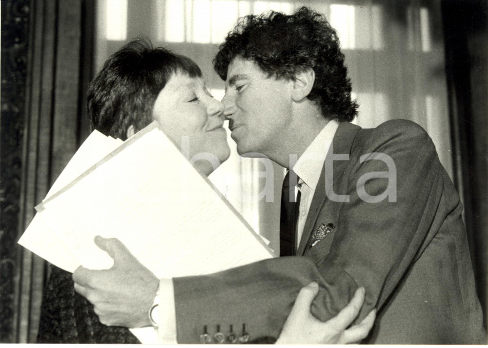 Fotografia d epoca originale 1985 PARIS OpÃ©ra Jack LANG con Annie FRATELLINI Grand Prix National du Cirque 1