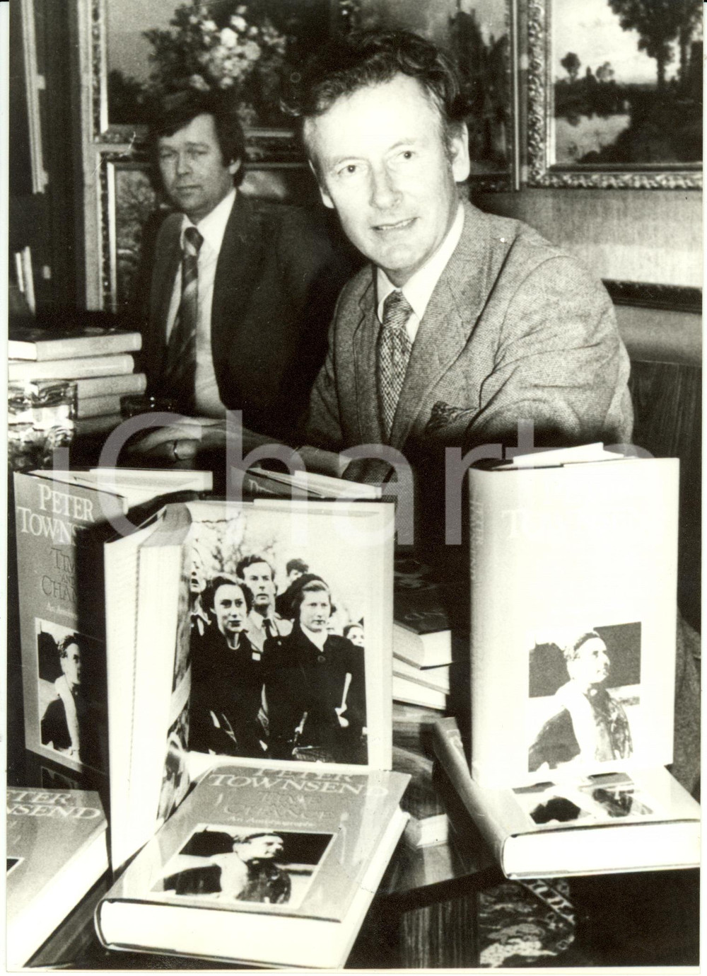 Fotografia d epoca originale 1978 LONDON Peter WOOLDRIDGE TOWNSEND dedica copie autobiografia Time and Chance 1