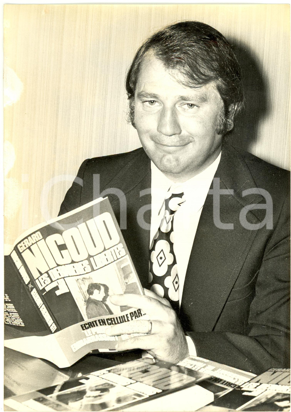 1972 PARIS Gérard NICOUD livre Les Derniéres Libertés...Menottes aux mains Photo