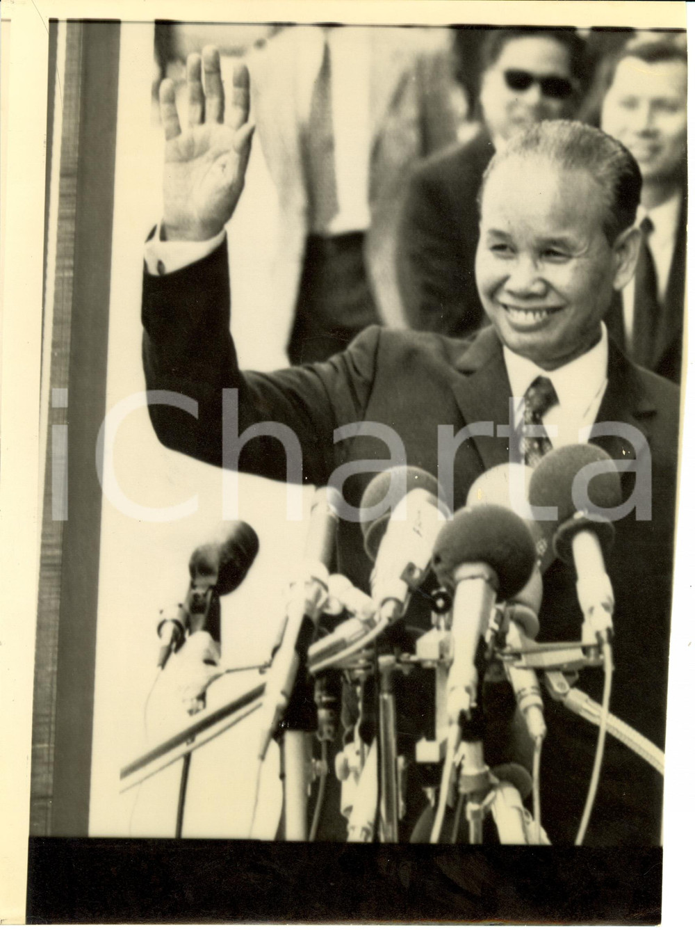 Fotografia d epoca originale 1973 PARIS Xuan THUY ex Ministro Esteri a negoziati di pace per guerra VIETNAM 1