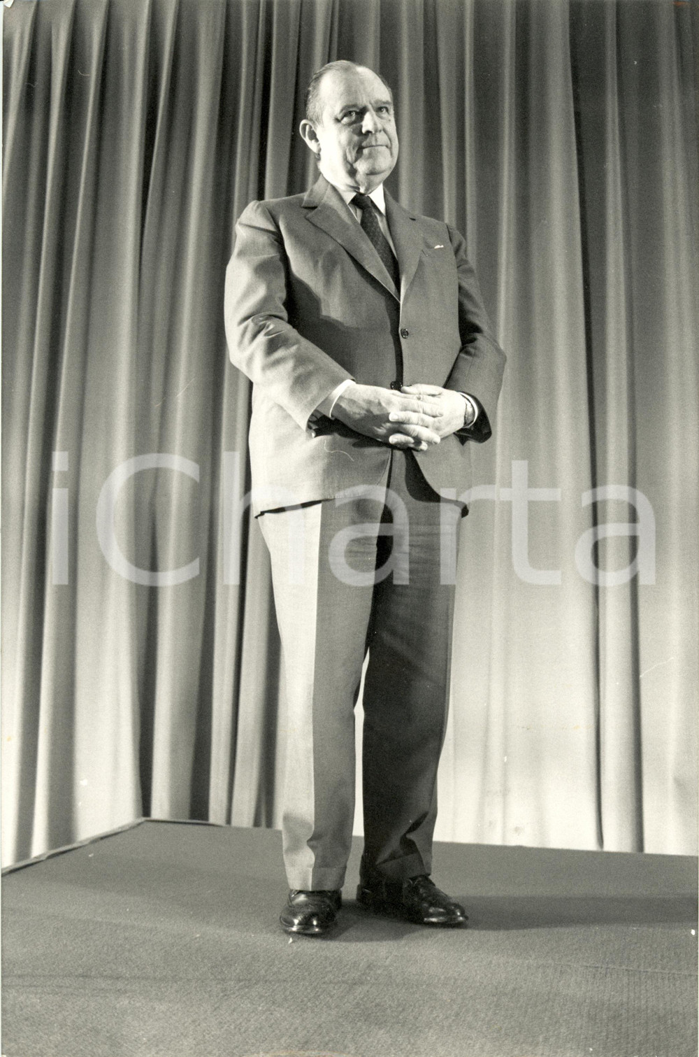Fotografia d epoca originale 1988 SCEAUX France Raymond BARRE au Gymnase de Blagis Photo Thierry CHESNOT 1