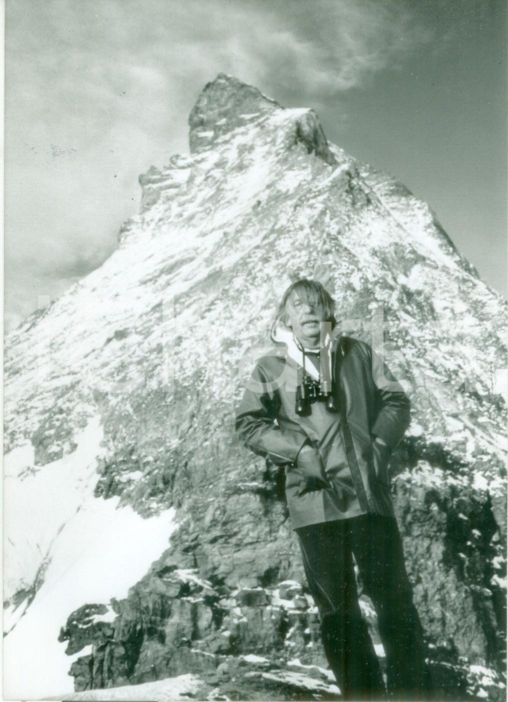 Fotografia d epoca originale 1990 CERVINO Reporter FranÃ§ois ENDERLIN durante un servizio Foto cm 15 x 21 1
