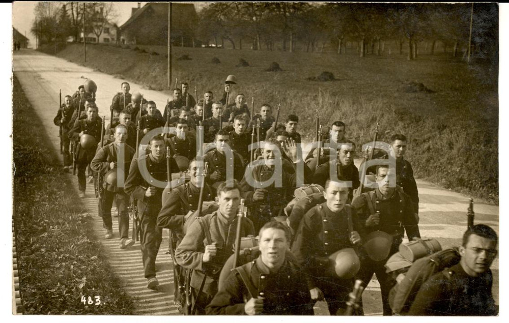 Fotografia d epoca originale 1930 ca COIRA SCHWEIZER ARMEE Militari FANTERIA DA MONTAGNA in marcia 1 1