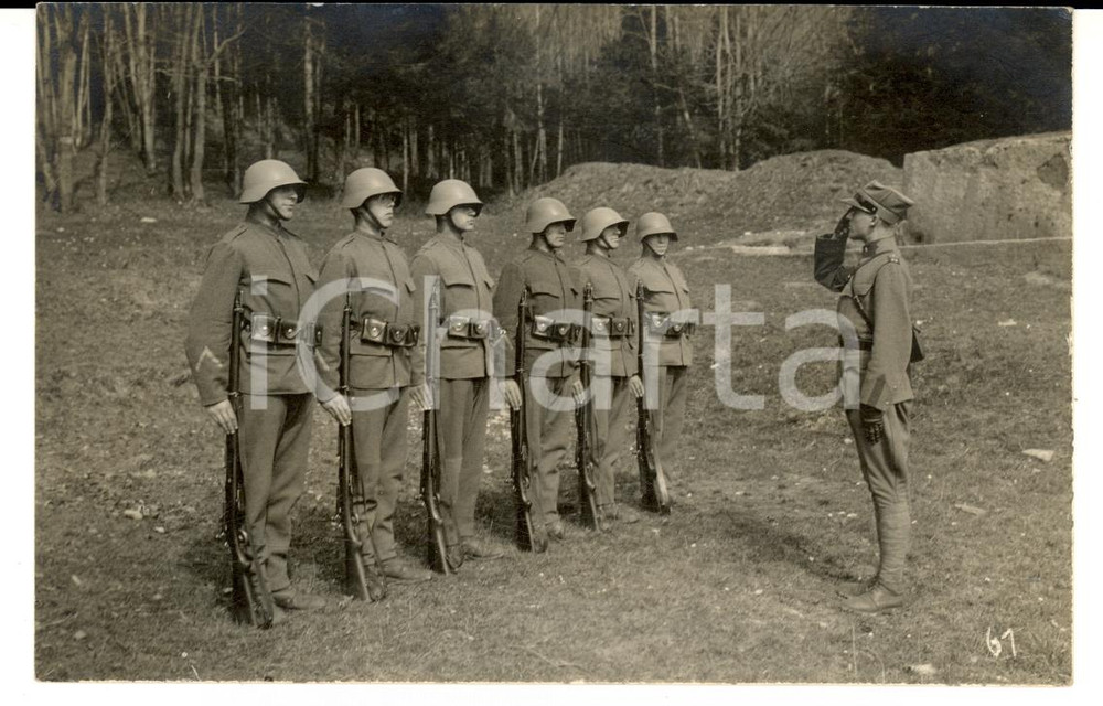 Fotografia d epoca originale 1930 ca COIRA SCHWEIZER ARMEE Ufficiale di FANTERIA addestra reclute Foto 1